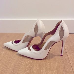 Schultz White Stiletto Pumps